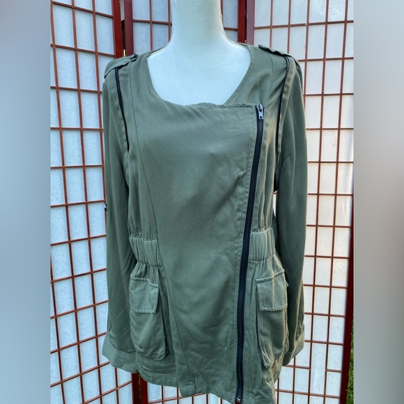 SOLD!! NWT Harper Blazer - Picture 1 of 4